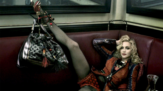 Madonna pose pour Louis Vuitton